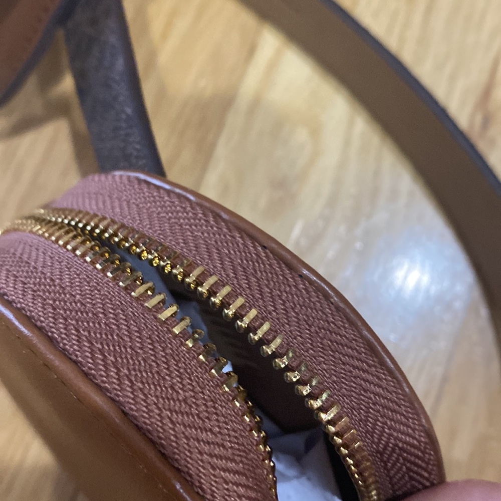 NWT Michael Kors Womens Brown Leather Double Pounch bag on belt. - Picture 9 of 10